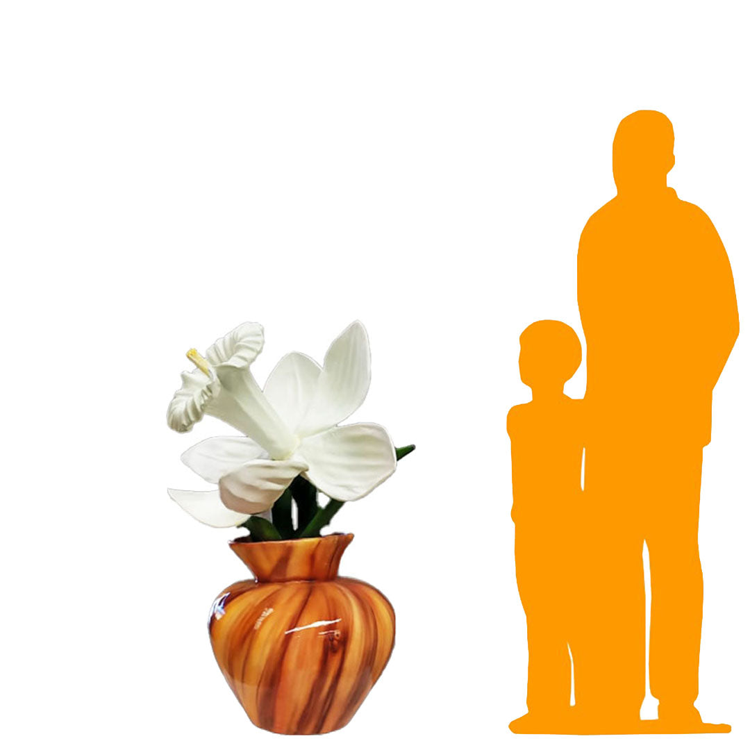 White Narcis Flower In Vase Statue