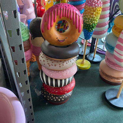 Medium Stacked Donuts Statue