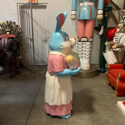 Funny Bunny Rabbit Mother Statue