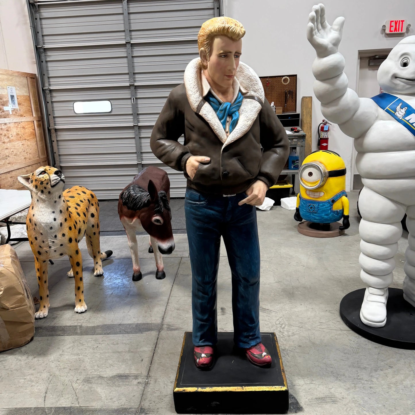 Actor Dean Life Size Statue C0036-366-A