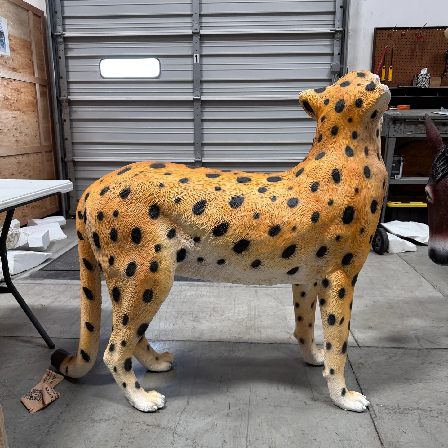 Cheetah Looking Up Statue A0537-3682-A