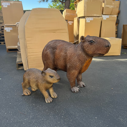 Capybara Mama Statue