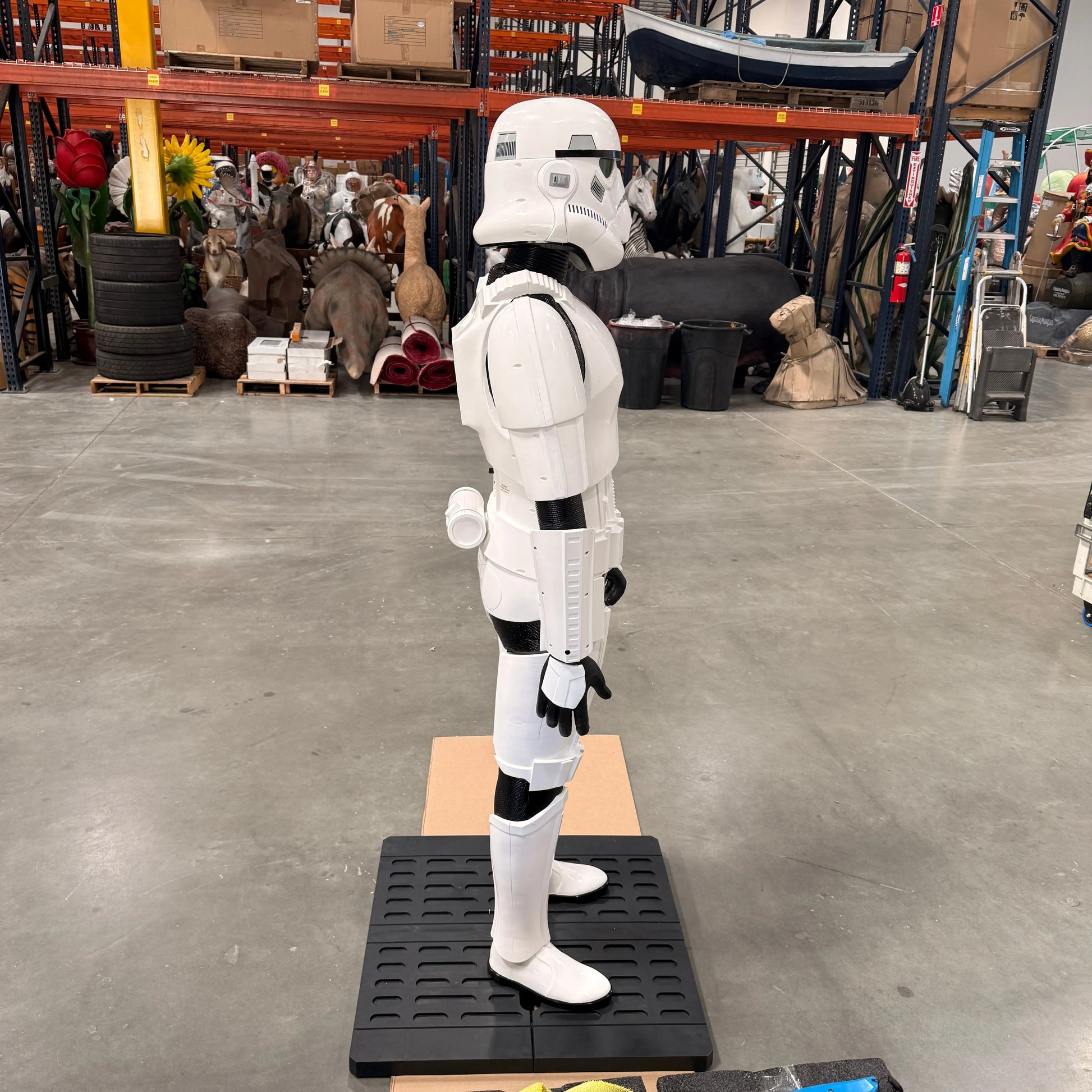 White Storm Trooper Statue LP-TROOP-P