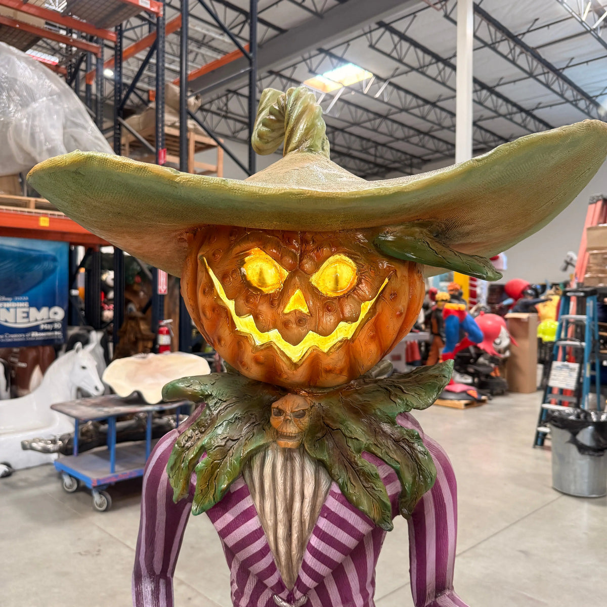 Mr Spooky Head Statue S0248-6257-T