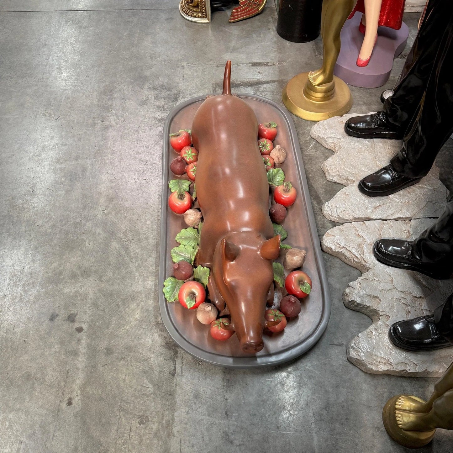 Roasted Pig Platter Statue