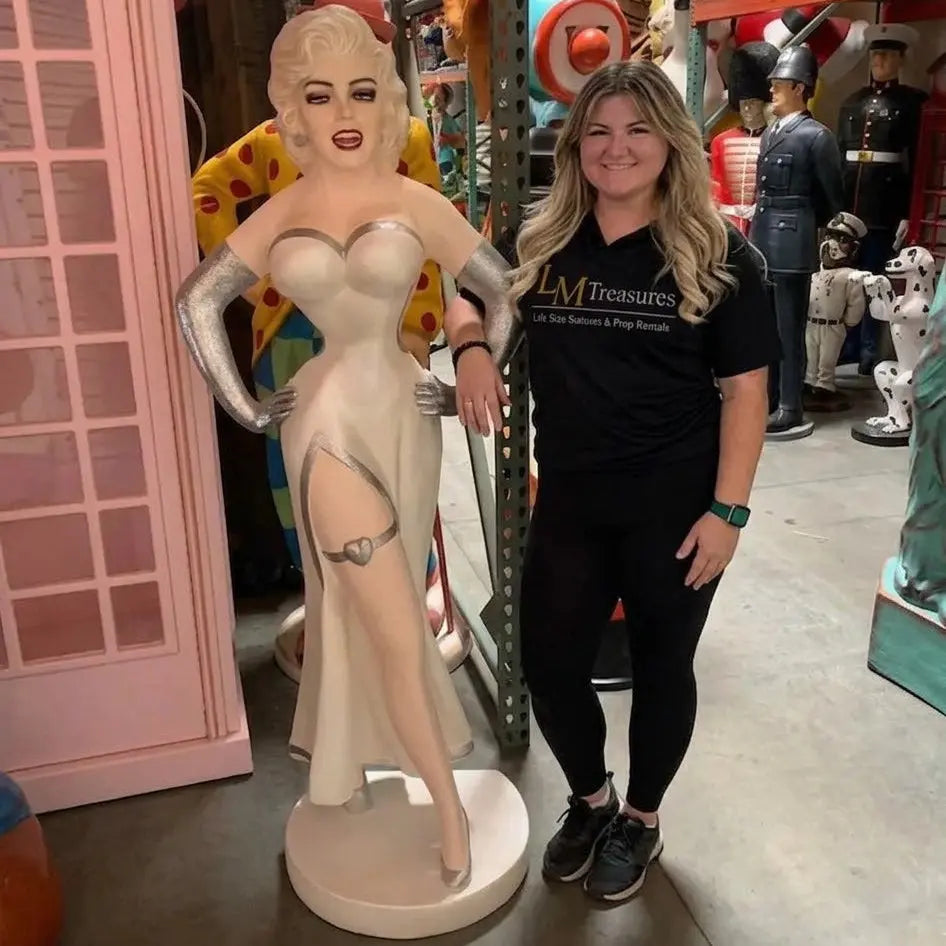 Actress In Silver Statue LS412-3567-A