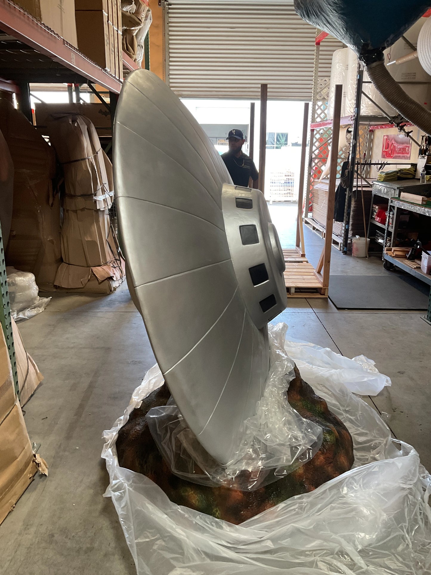 Large Crashed Alien Space Ship UFO Statue