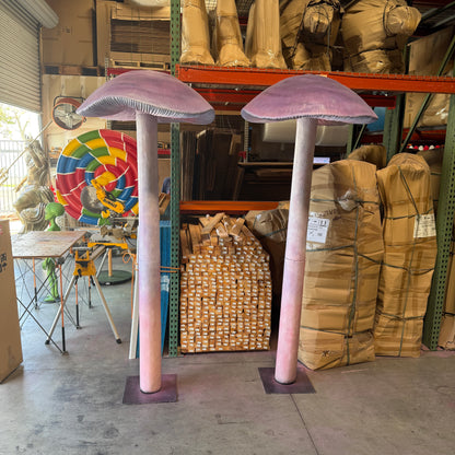 Large Bonnet Mushroom Statue
