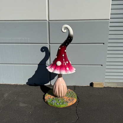 Large Dotted Mushroom Statue