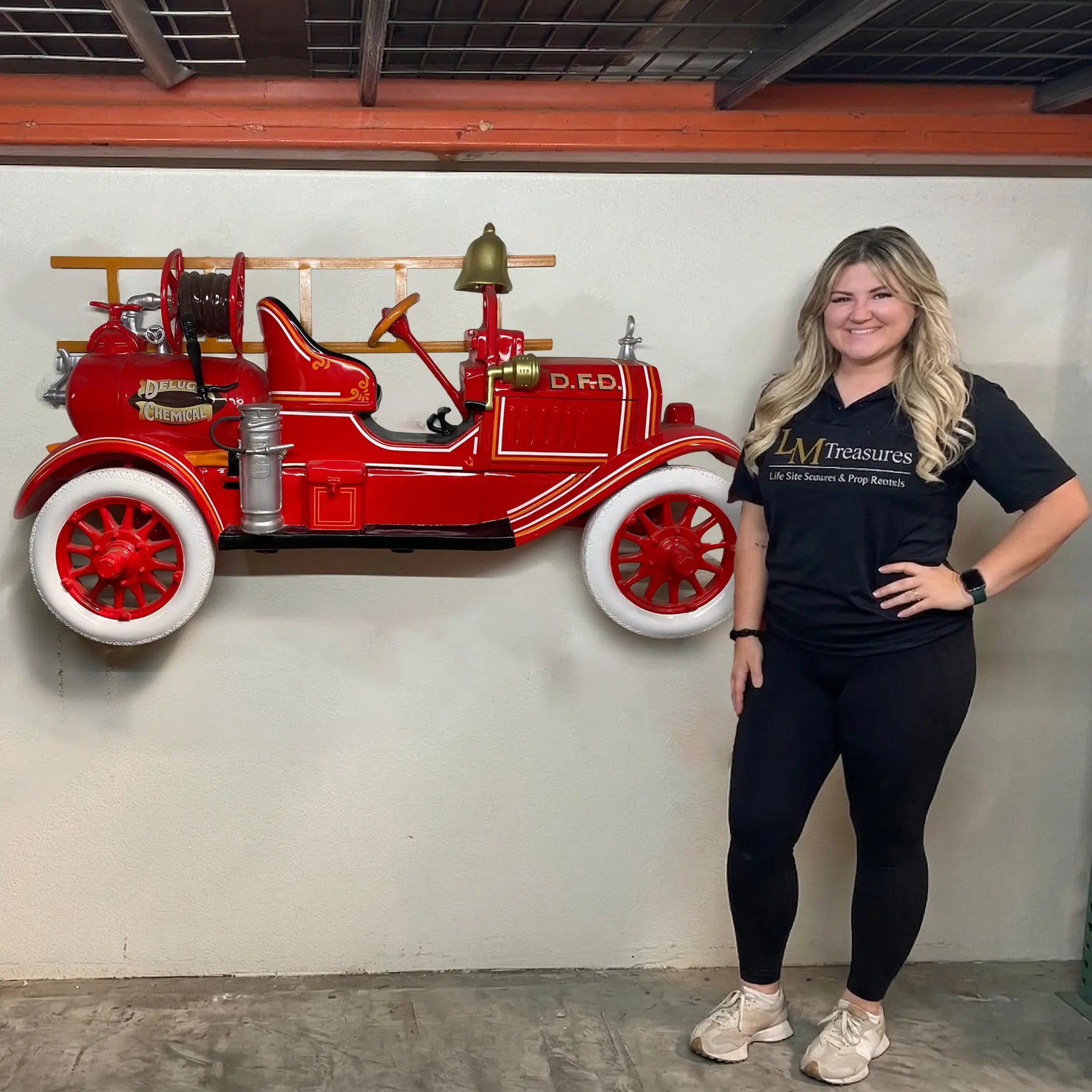 Fire Truck Wall Decor Statue F0151-DF6500-G