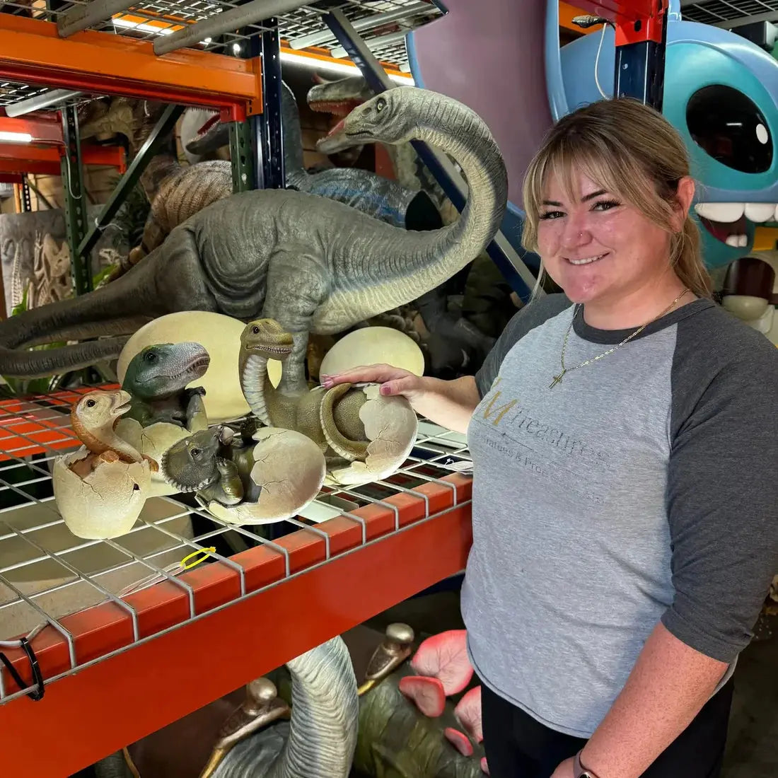 Small Baby Brachiosaurus Dinosaur Egg Hatchling A0482-2727800-DT