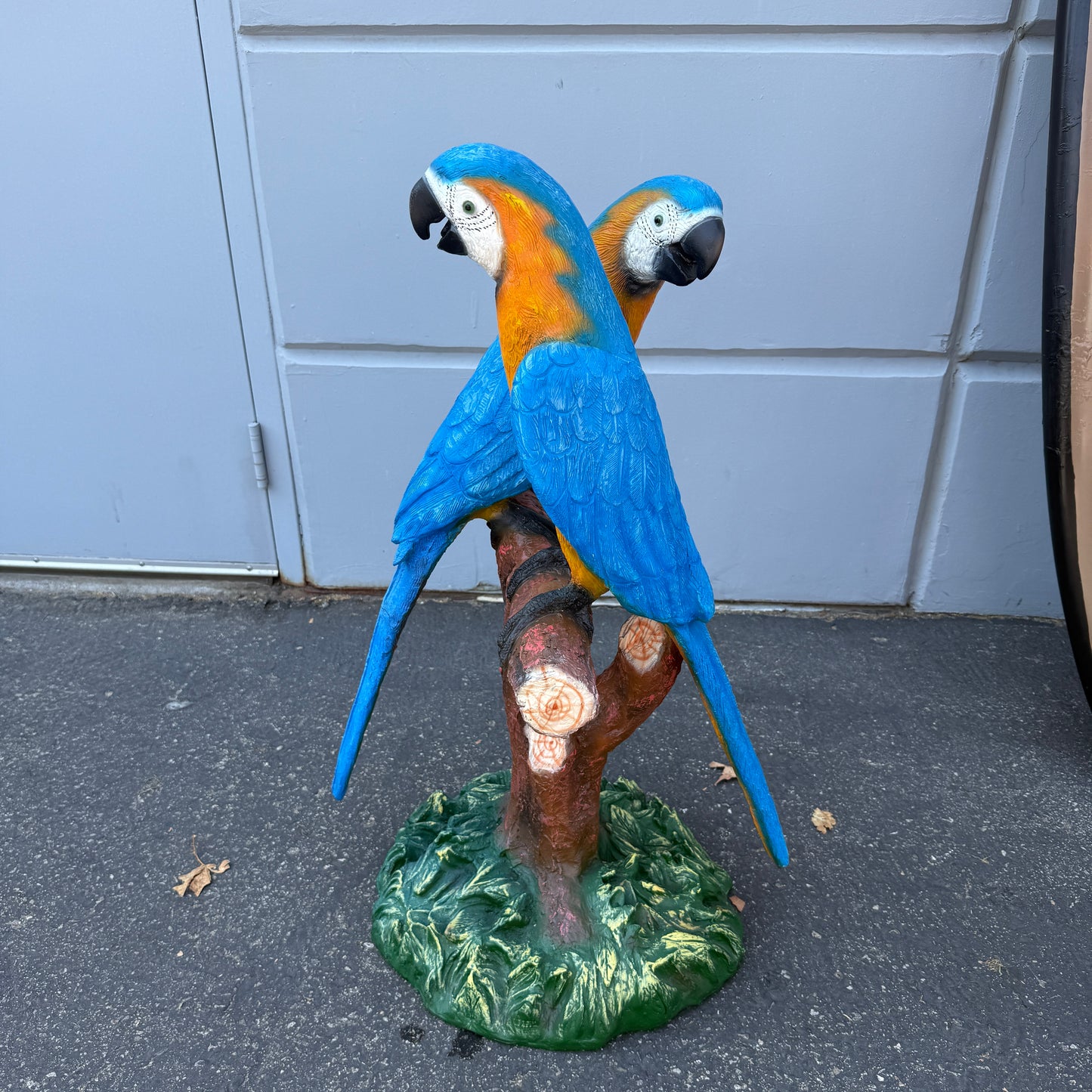 Blue Macaw Parrots On Branch Statue