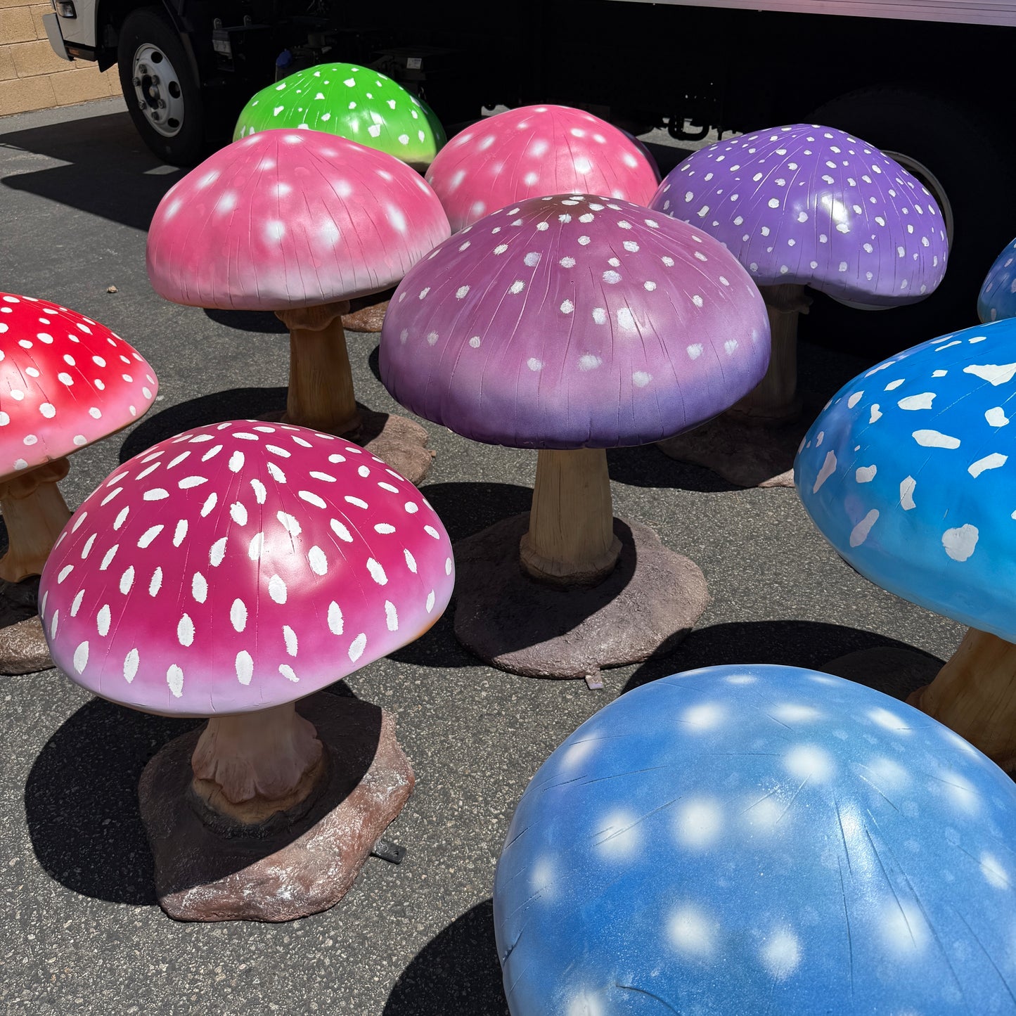 Medium Purple Mushroom Statue