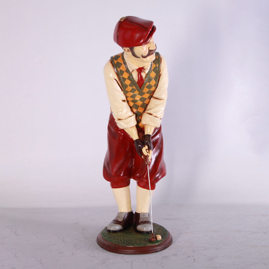 Golfer Aiming Small Statue