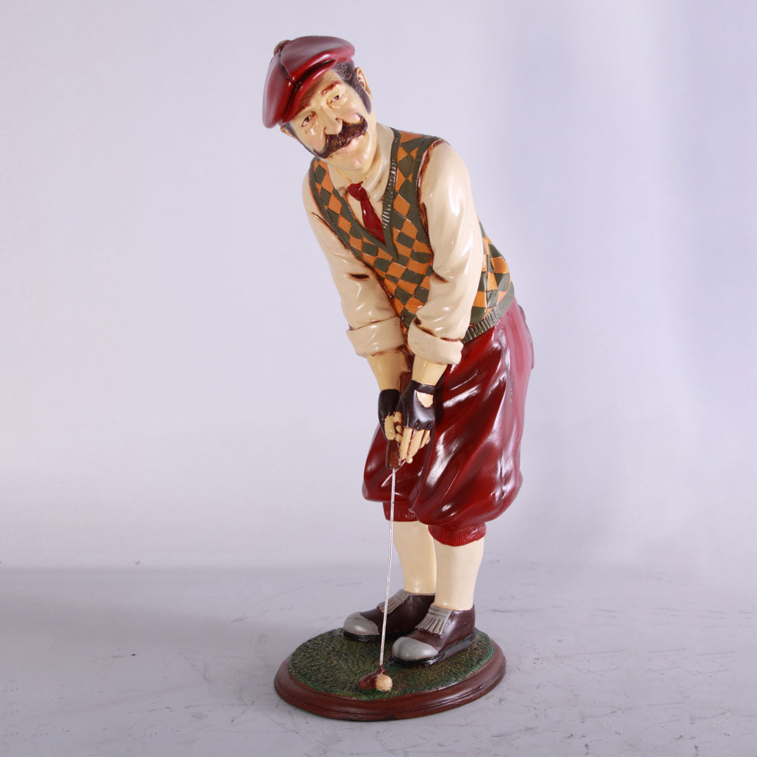 Golfer Aiming Small Statue