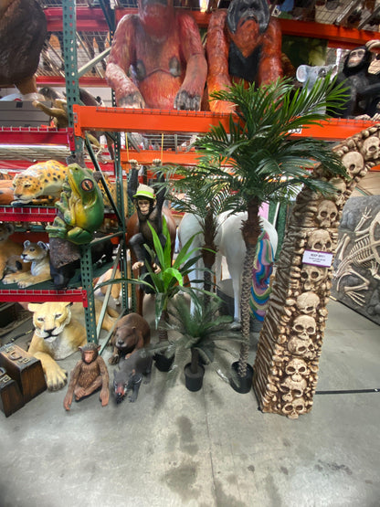 6ft Medium Palm Tree - LM Treasures Prop Rentals 