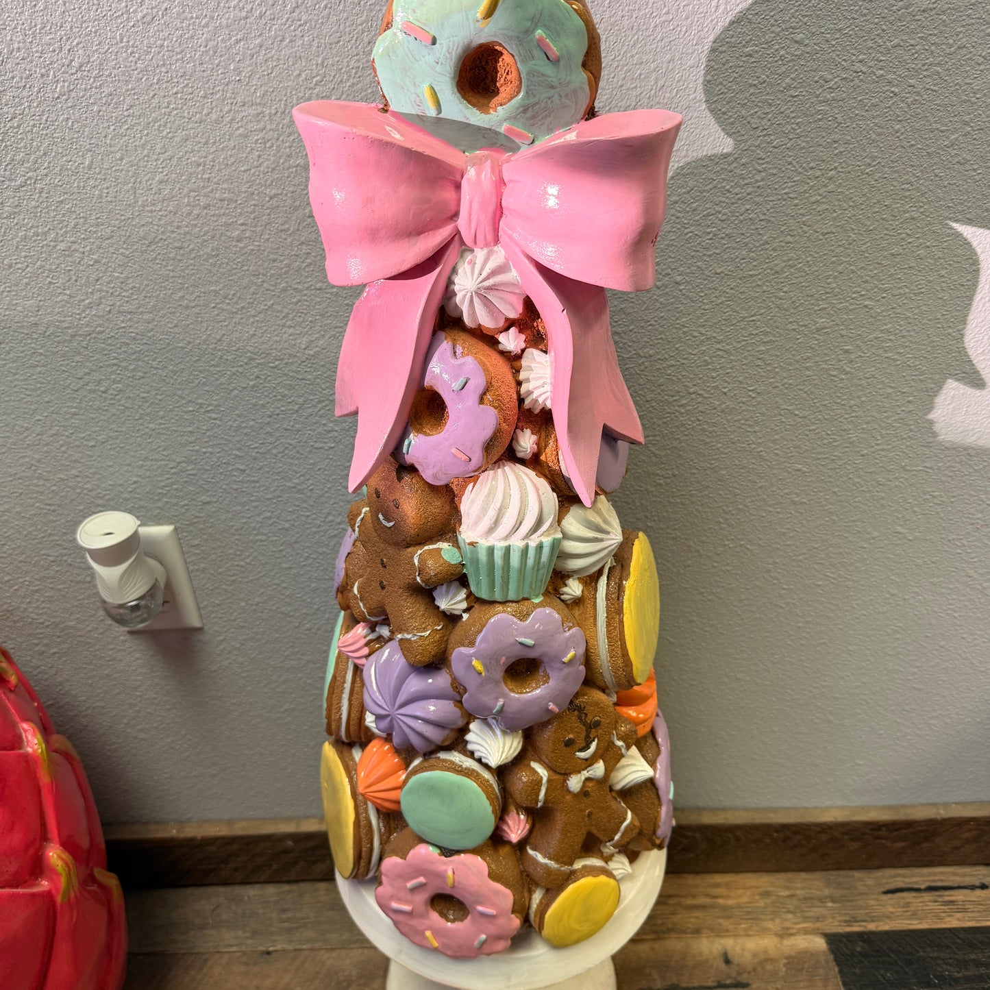 Small Gingerbread Christmas Tree Statue F0021-GingerTree-P