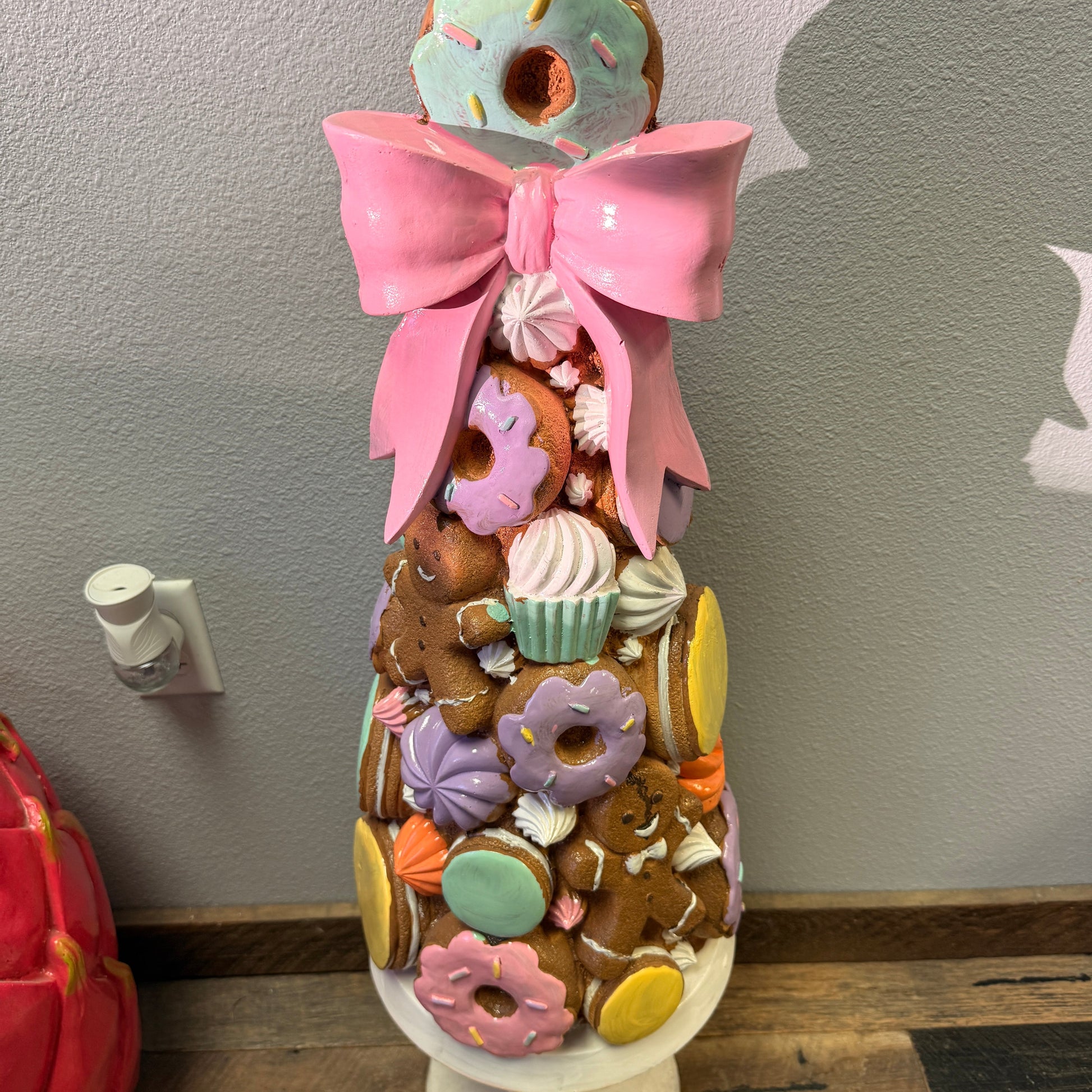 Small Gingerbread Christmas Tree Statue F0021-GingerTree-P