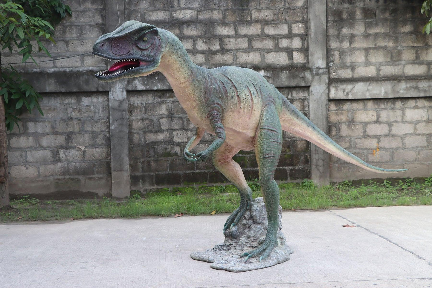 Allosaurus Dinosaur Life Size Statue