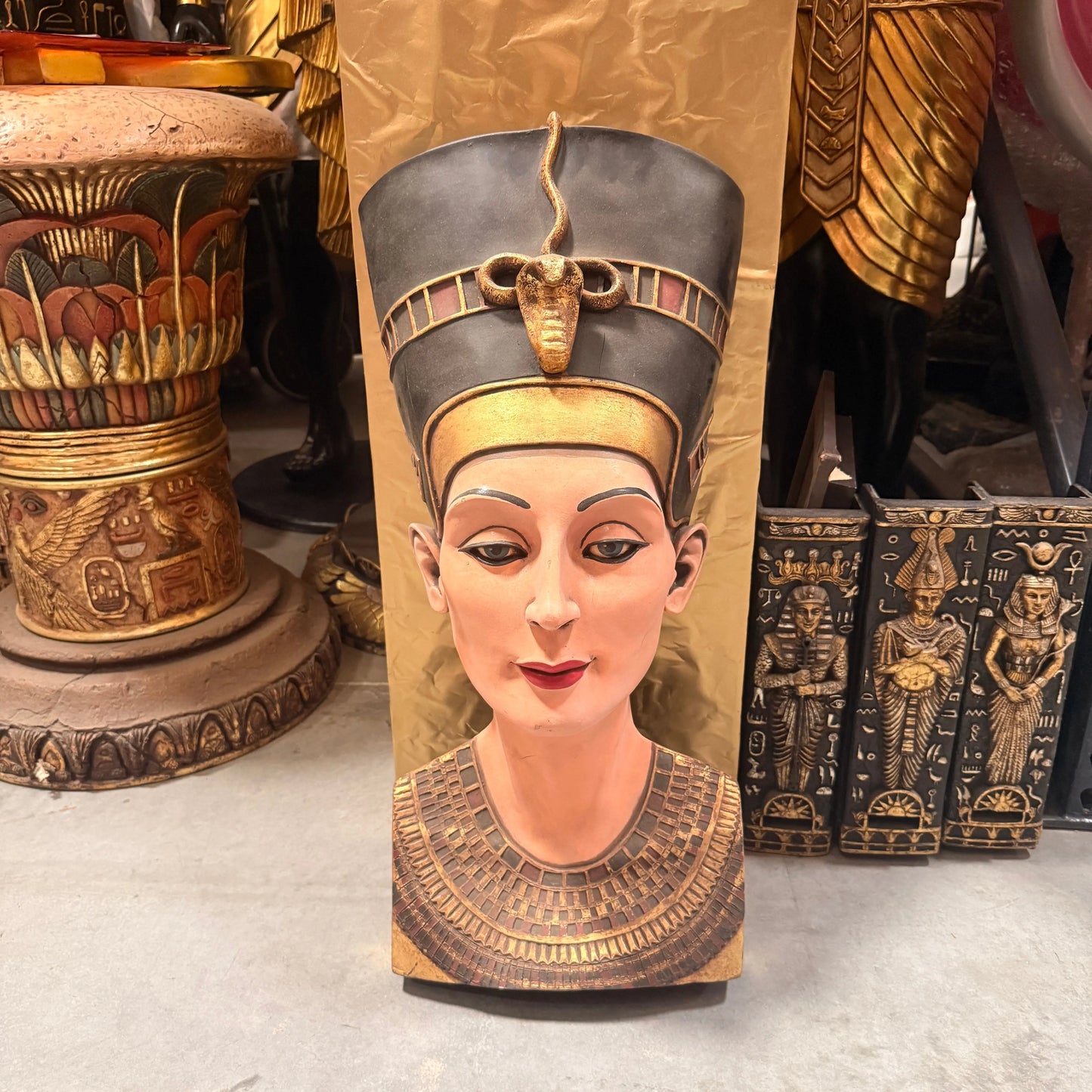 Egyptian Queen Nefertiti Bust Statue E0033A-OTTUB-H