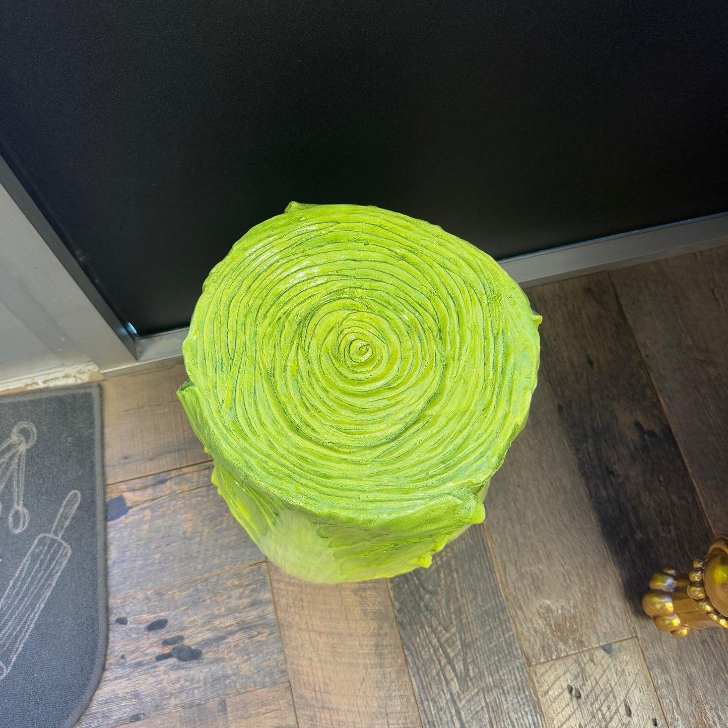 Lettuce Veggie Table Stool Statue