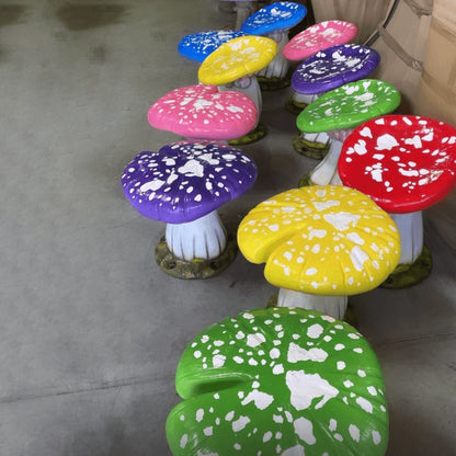 Green Split Mushroom Stool Statue