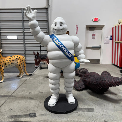 Tire Man Waving Life Size Statue LS362B-QV-A
