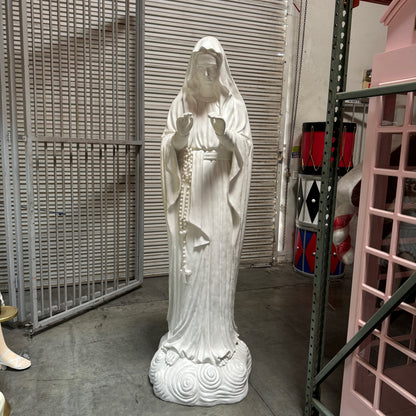 Monte Maria Virgin Mary Statue