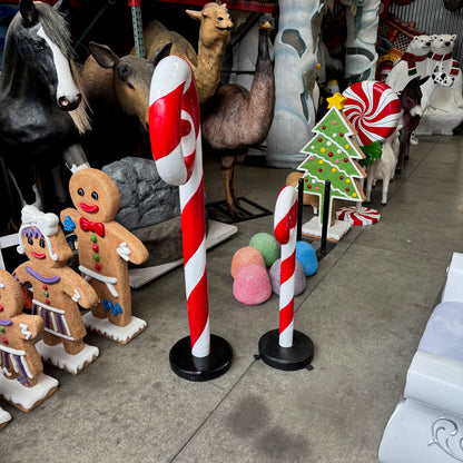 Small Swirl Candy Cane Statue