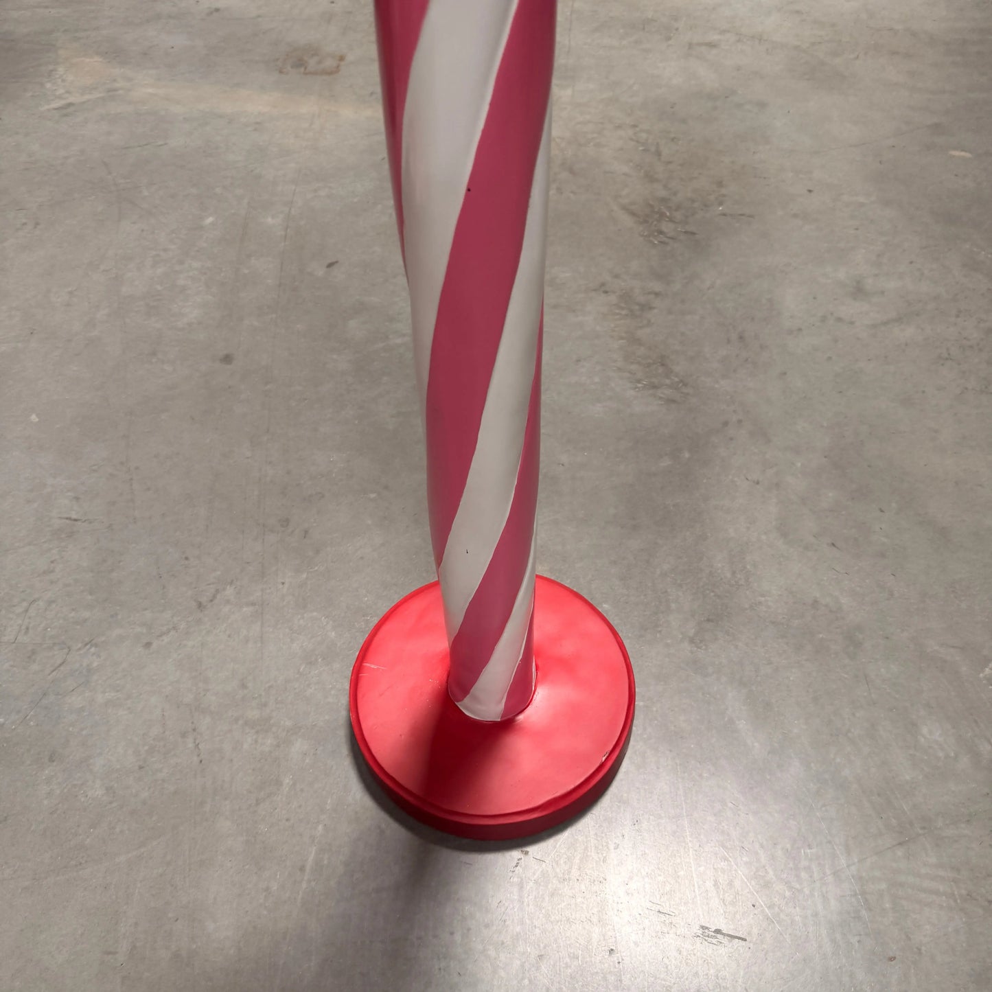 Pink Candy Stick Statue R0318PK-S071-PT