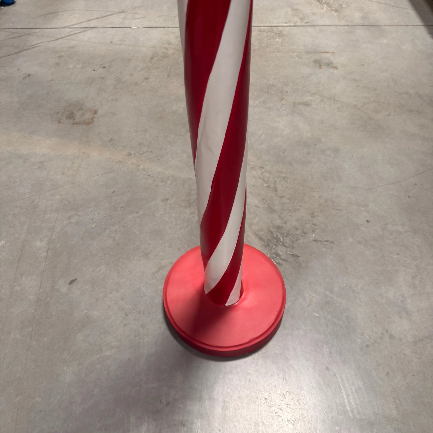 Red Candy Stick Statue R0318R-S071-PT