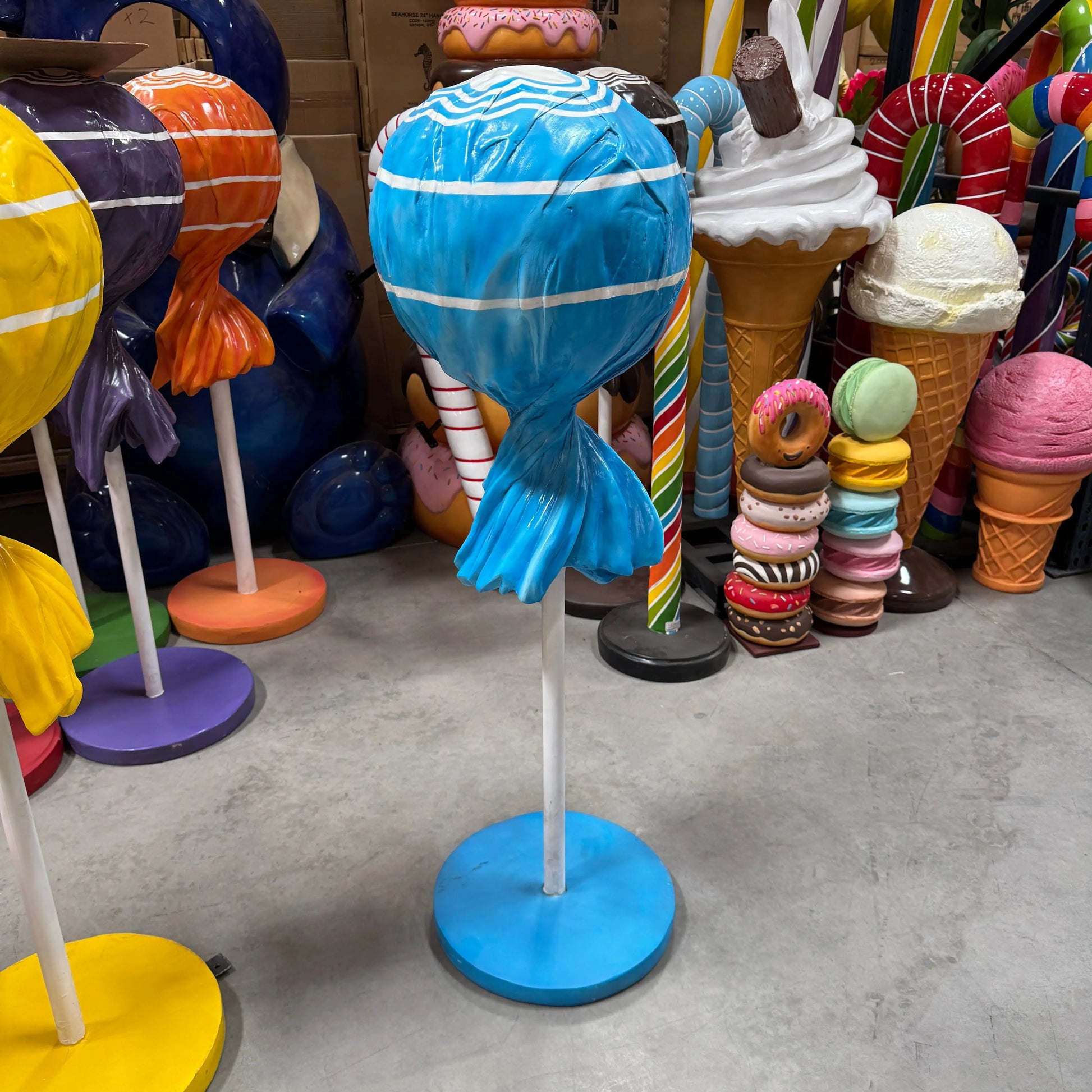 Medium Blue Lollipop Statue R0293B-S116-PT
