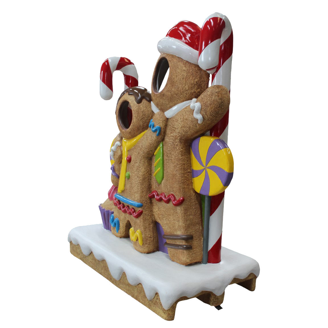 Gingerbread Cookies Photo Op Statue