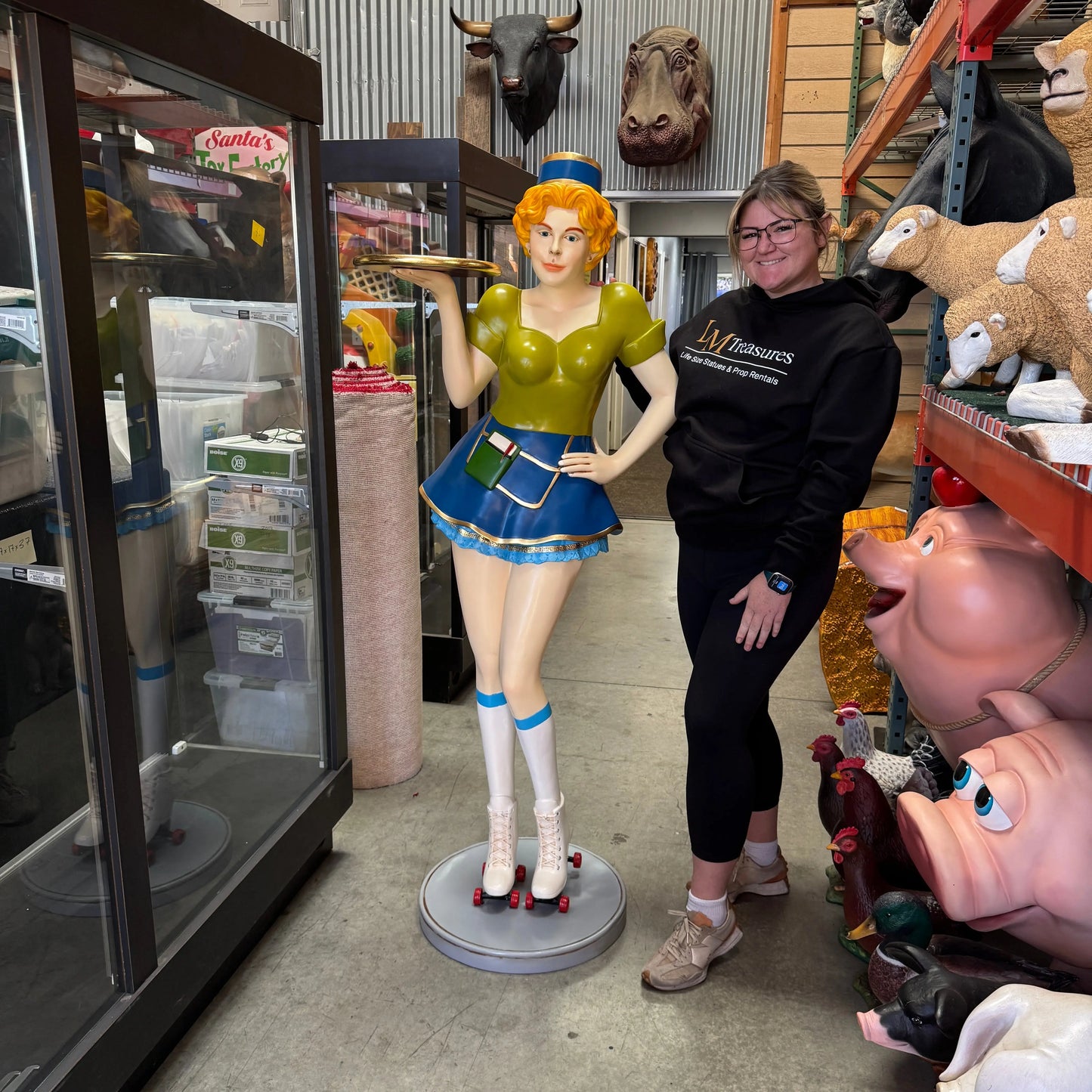 Roller Skater Waitress Life Size Statue R0256-ST6830-G