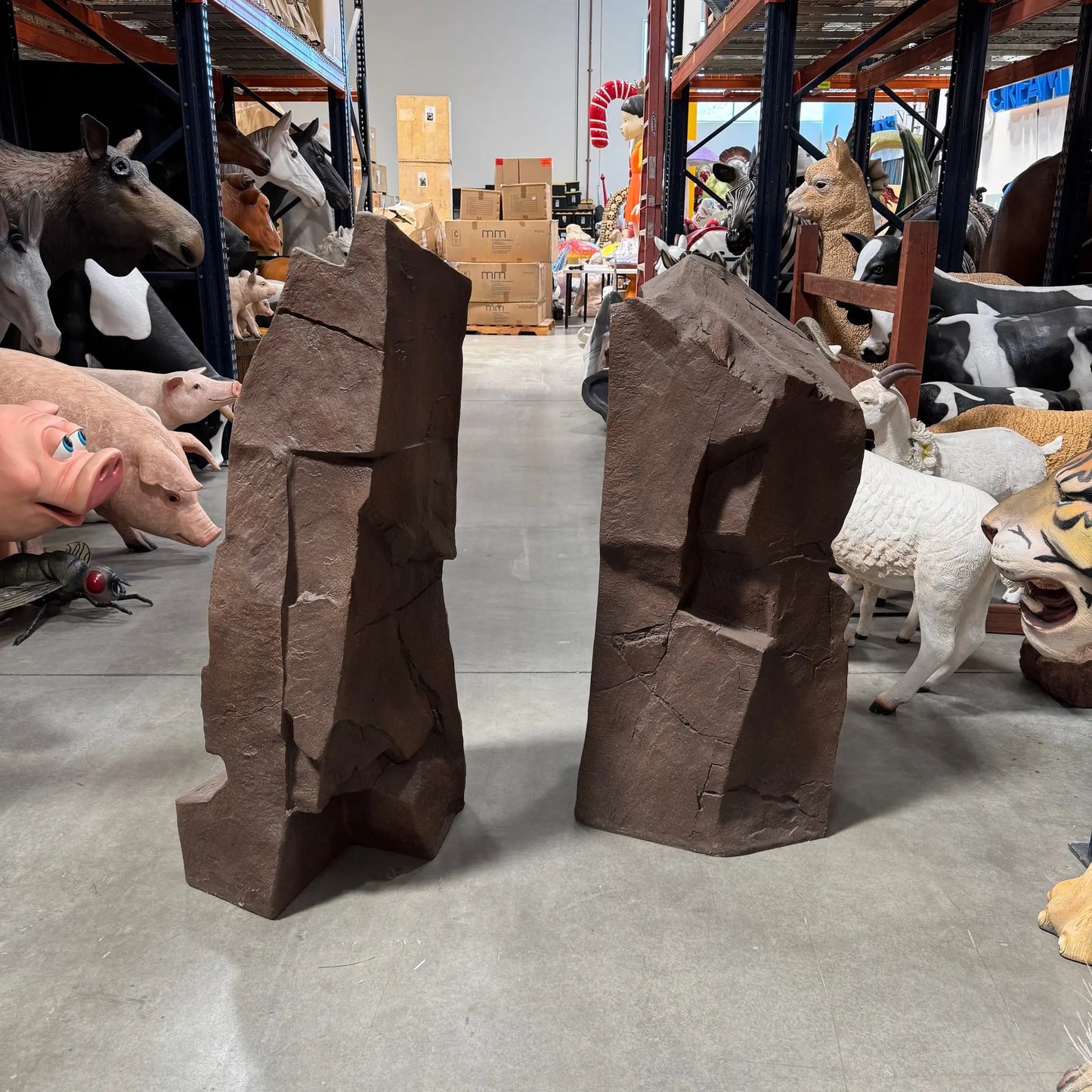 Skinny Sedona Brown Rock Statue M0276-250028-H
