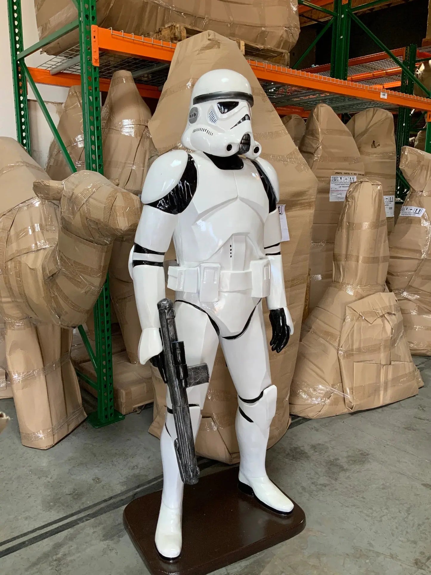 Standing Space Trooper Statue SH011-PH-A