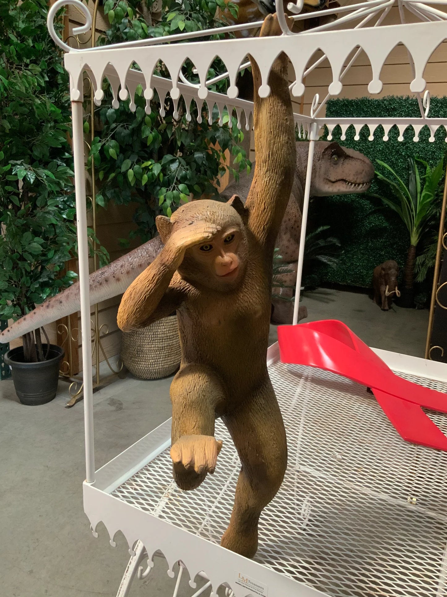 Monkey Pilo Statue