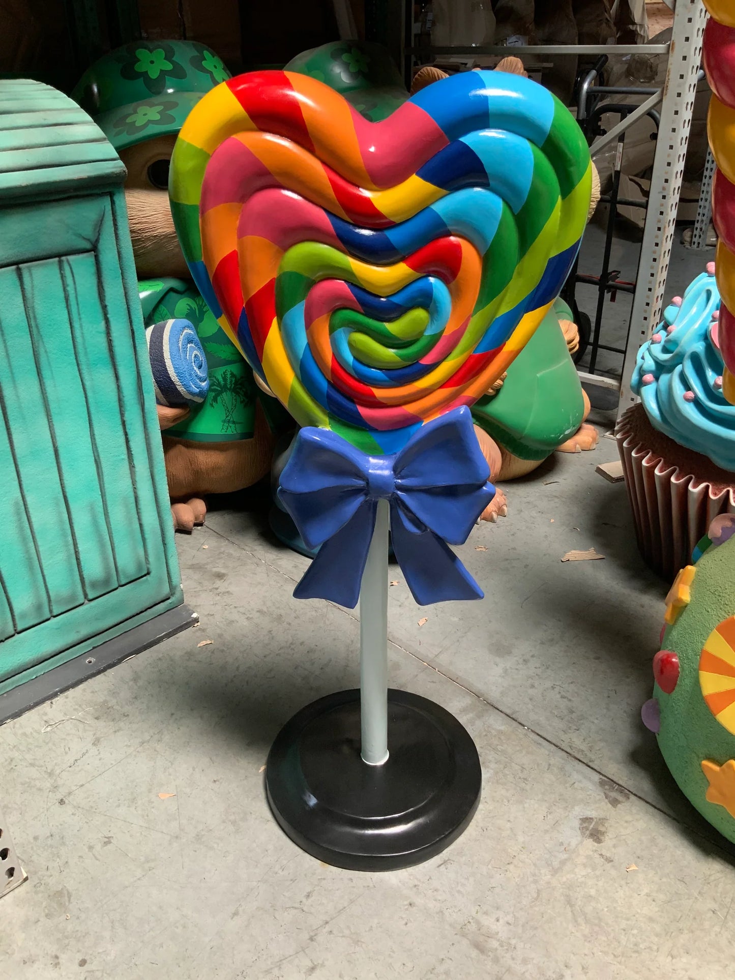 Rainbow Heart Lollipop Statue With Bow