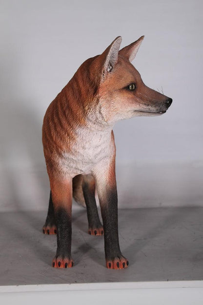 Red Fox Statue - LM Treasures Prop Rentals 