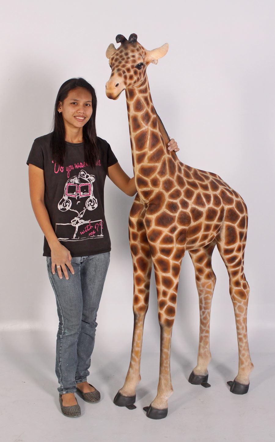 Baby Giraffe Statue - LM Treasures Prop Rentals 