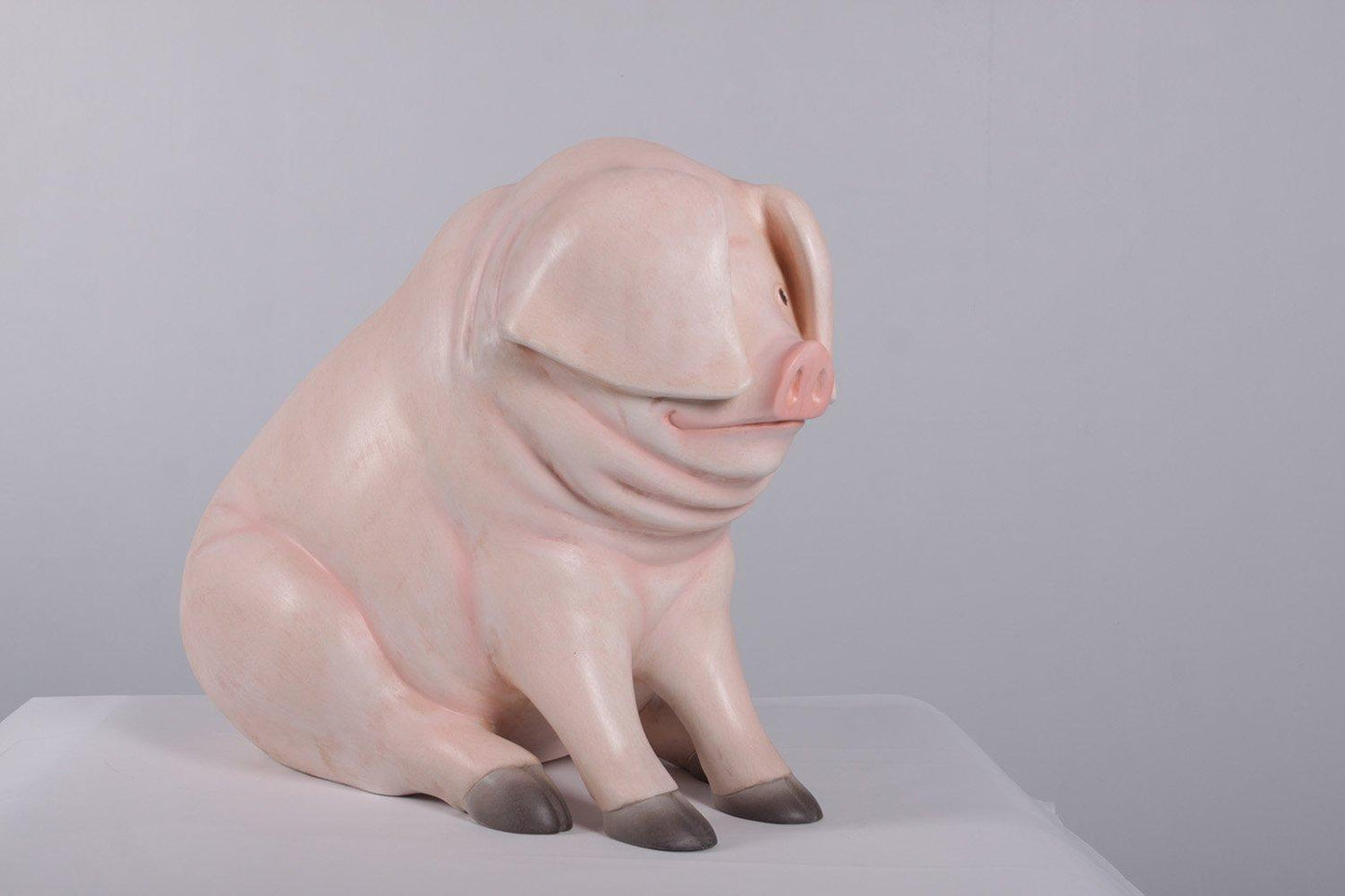 Comic Pig Sitting Statue - LM Treasures Prop Rentals 