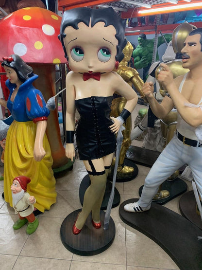 Romantic Betty Boop Statue - LM Treasures Prop Rentals 