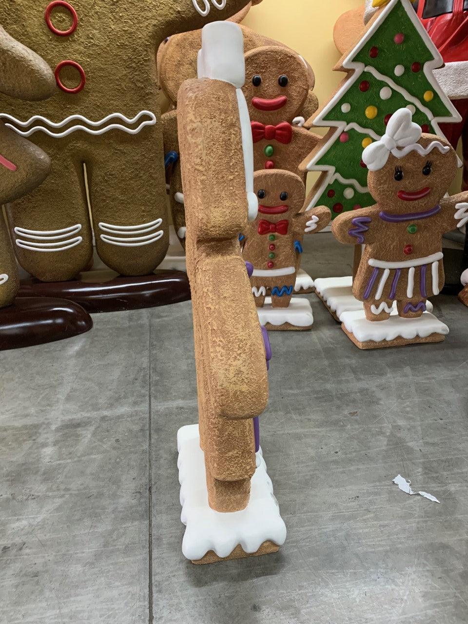 Small Gingerbread Mama Statue