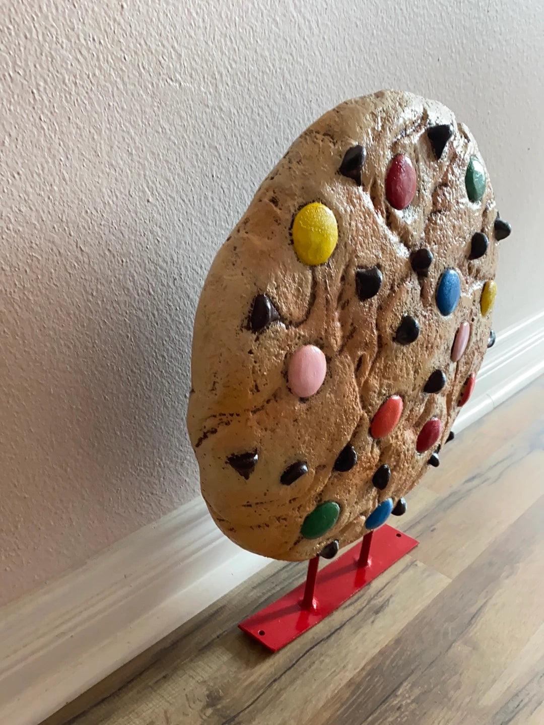 Hanging Cookie Statue